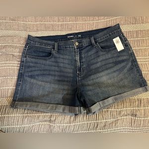 NWT Old Navy Women’s Mid Rise Wow Denim Shorts